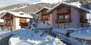 Chalet Teola – apartamenty – obiekt noclegowy w Livigno